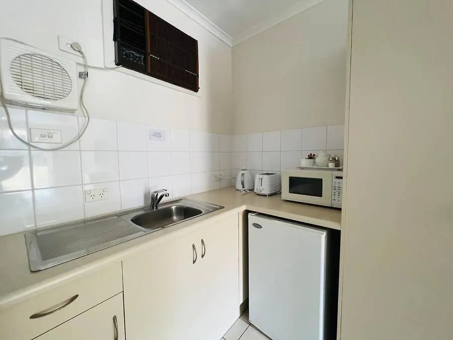 1Ensuite Glenelg Unit Apartment